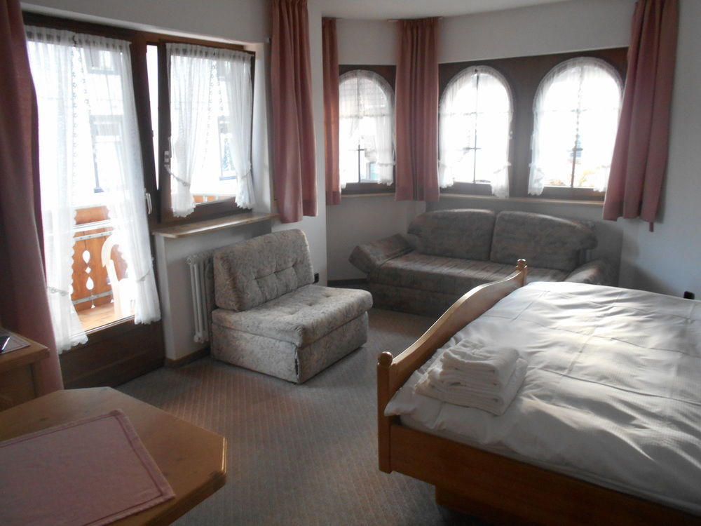Hotel-Pension Zum Bierhaus Roetenbach  Екстер'єр фото