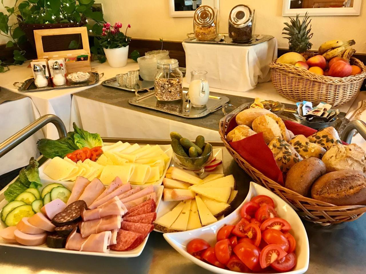 Hotel-Pension Zum Bierhaus Roetenbach  Екстер'єр фото